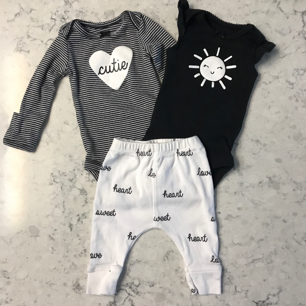 Carter’s Newborn Heart 3 Piece Outfit